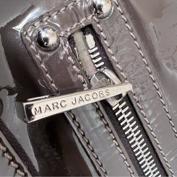 Marc Jacobs Khaki Patent Leather Purse Hobo Bag - Picture 11 of 16